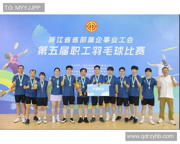 杭州羽毛球队在联合会杯积分榜上以61分稳居第一名展现强劲实力 杭州羽毛球队在联合会杯积分榜上以61分稳居第一名展现强劲实力